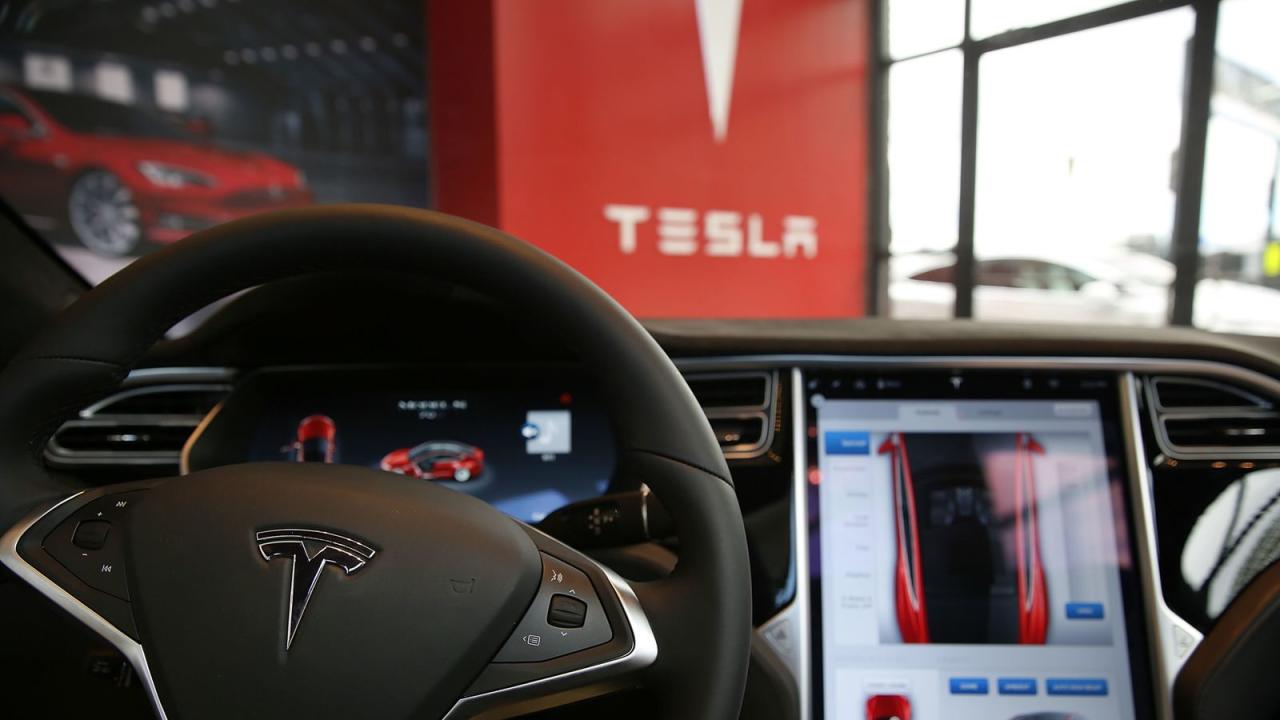 Çin'de gizli kapı kolları nedeniyle yaklaşık 3 milyon Tesla geri çağrıldı