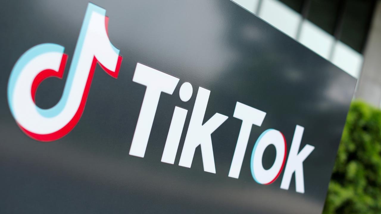 İrlanda'da 5 gencin öldüğü kaza sonrası TikTok sorgulanıyor