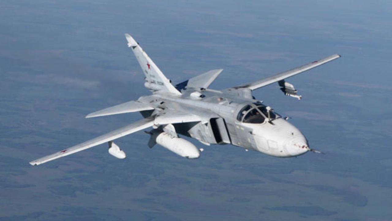 Ukrayna'ya ait bir Su24M tipi bombardıman uçağı, ülkenin Hmelnitski bölgesinde düştü