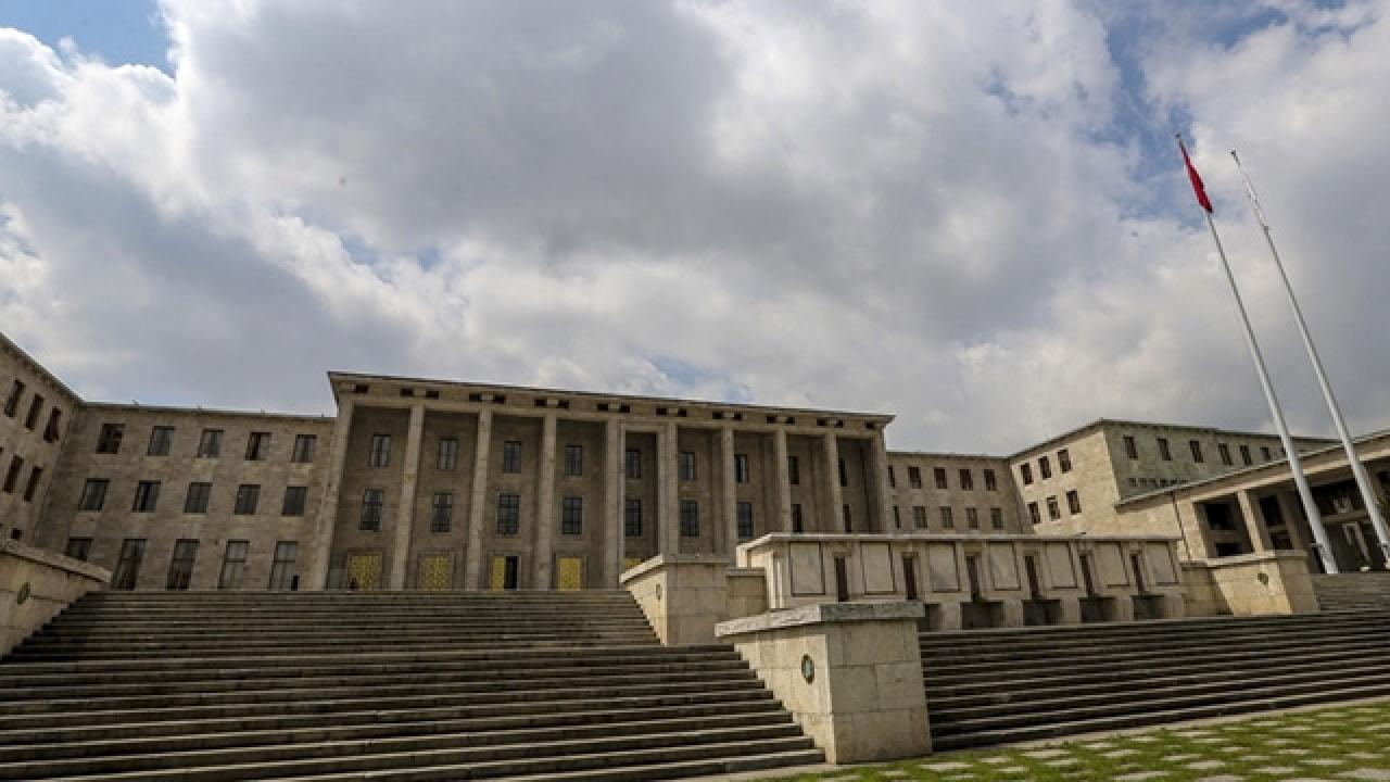 CHP grup toplantısına ziyaretçi kabul edilmeyecek