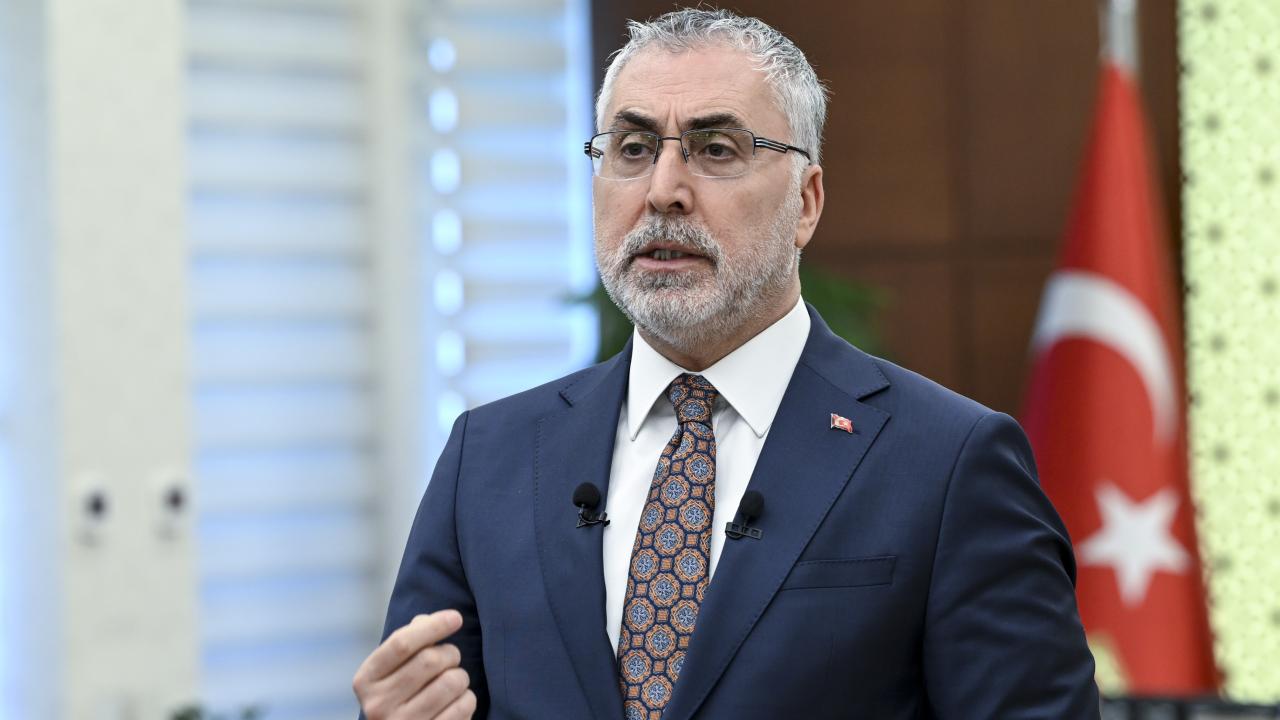 Bakan Işıkhan'dan en düşük emekli aylığı açıklaması