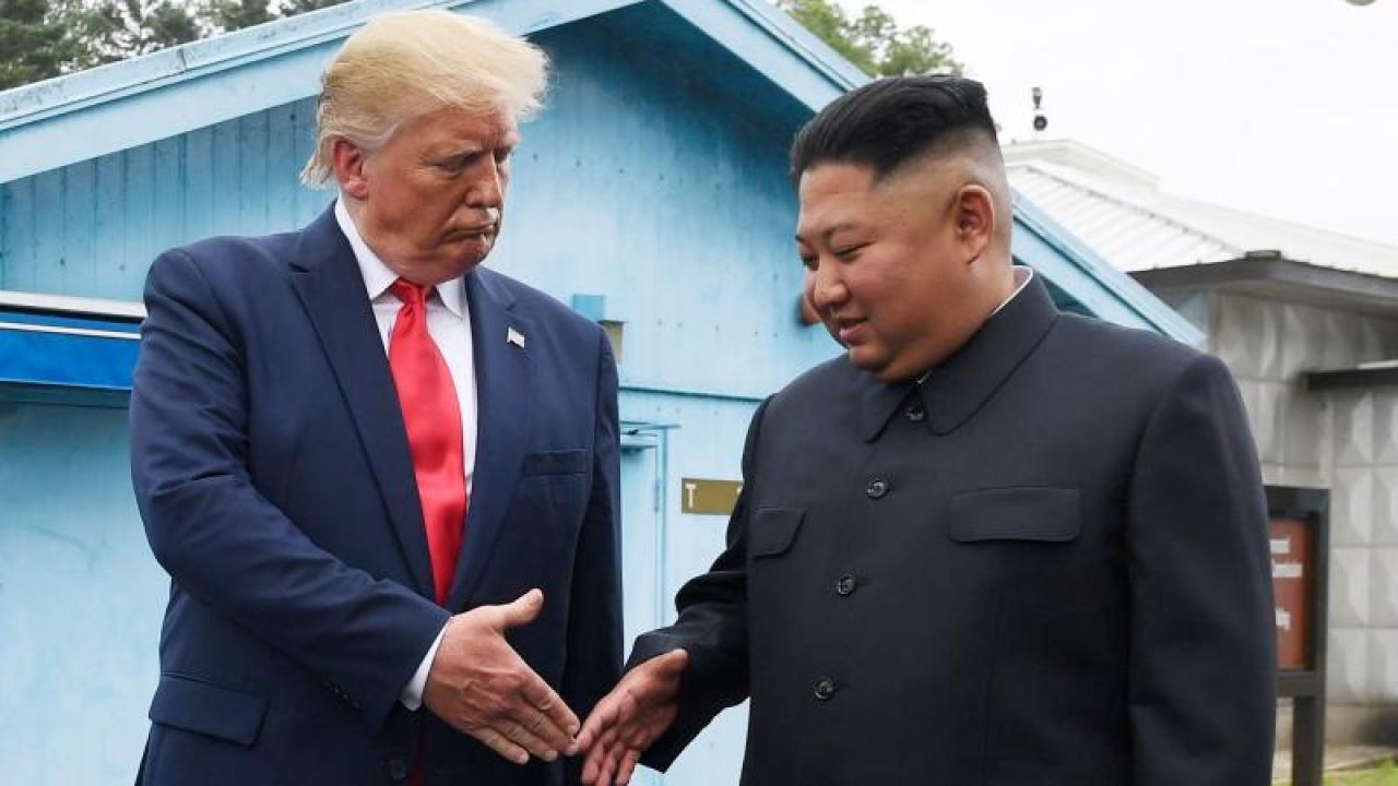Beyaz Saray: Trump, Kim'le koşulsuz görüşmeye açık