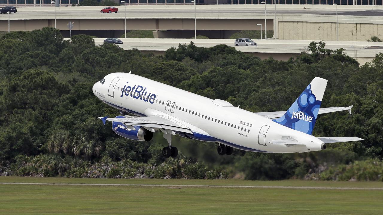 JFK Havalimanı'na inen JetBlue uçağı havada drone ile çarpıştı