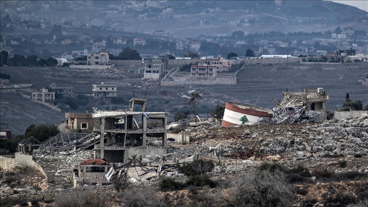 İsrail'in Lübnan'a hava saldırısında 4 kadın yaşamını yitirdi