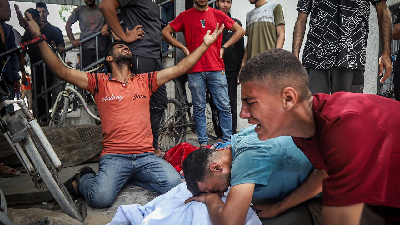 Katil İsrail'in Gazze Şeridi'ne düzenlediği saldırılarda can kaybı 73 bin 66'ya çıktı