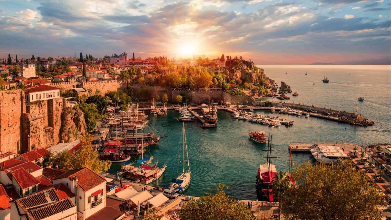 Türkiye'nin dünya turizminden aldığı pay artırılacak
