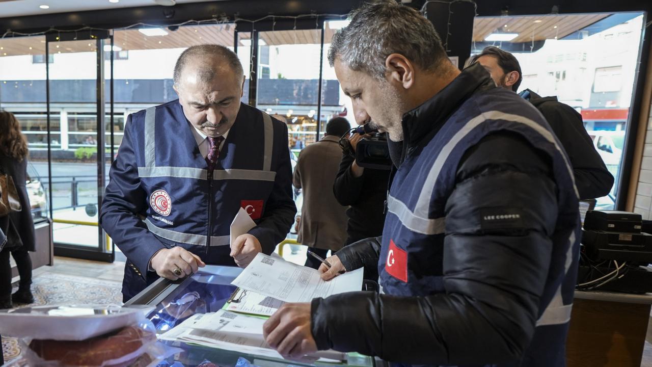 Servis ücreti alan işletmeye ceza