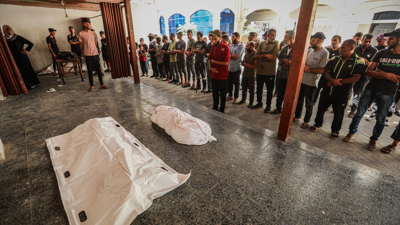 Soykırımcı İsrail, Gazze'de ateşkesi ihlal ederek 7 ayda 854 Filistinliyi öldürdü