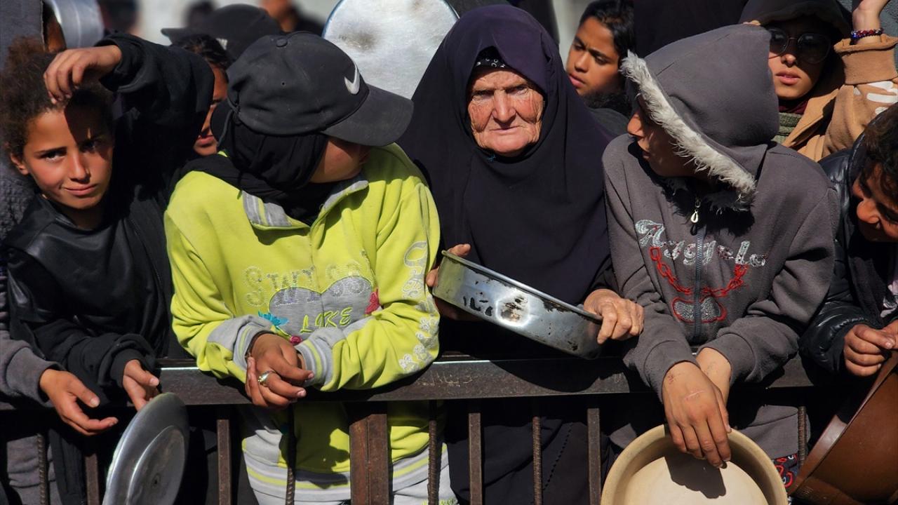 BM: Gazze'deki Filistinliler temel ihtiyaçlardan mahrum kalmaya devam ediyor