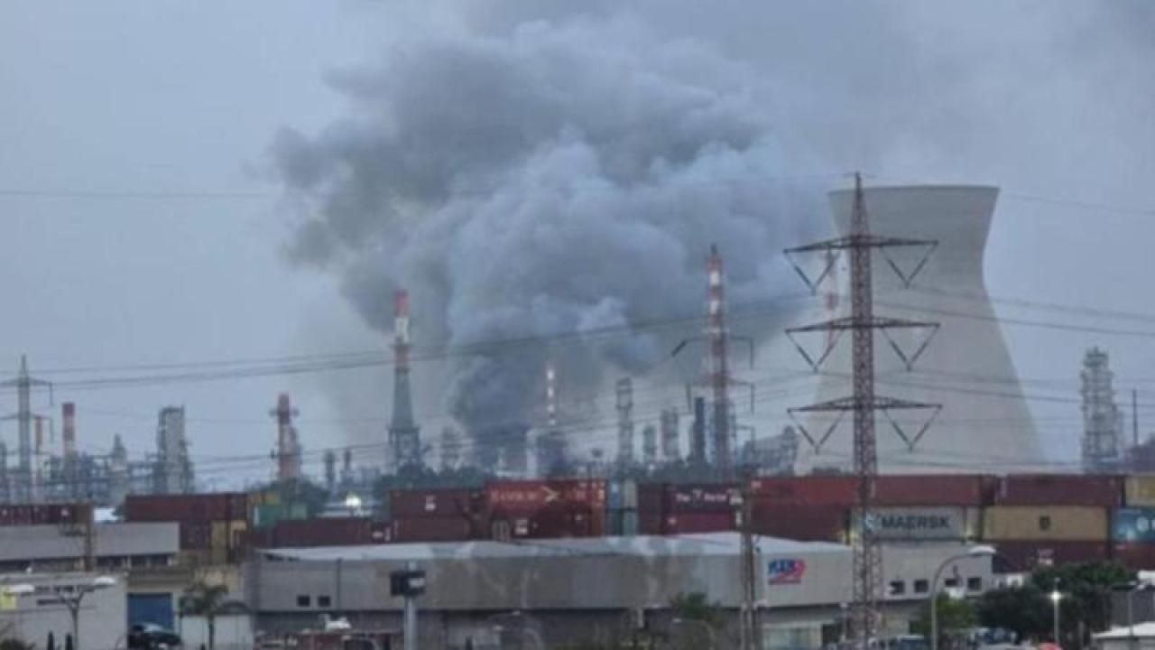 İran Devrim Muhafızları Ordusu: Hayfa'daki sanayi tesislerini hedef aldık