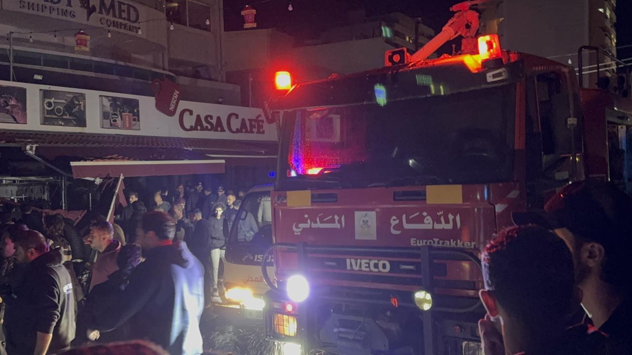 İşgalci İsrail, Lübnan'ın güneyinde kurtarma çalışması yürüten sivil savunma ekibini hedef aldı
