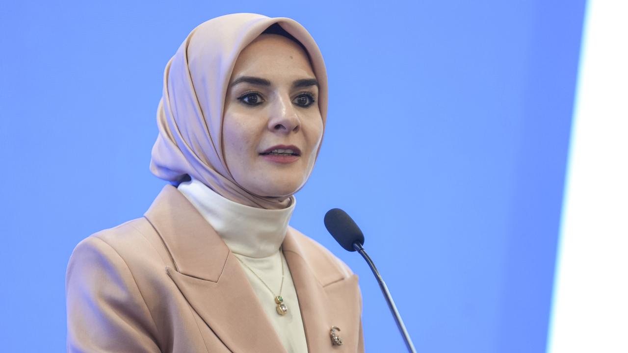 Bakan Göktaş: Ailelerin yanında olmaya devam edeceğiz