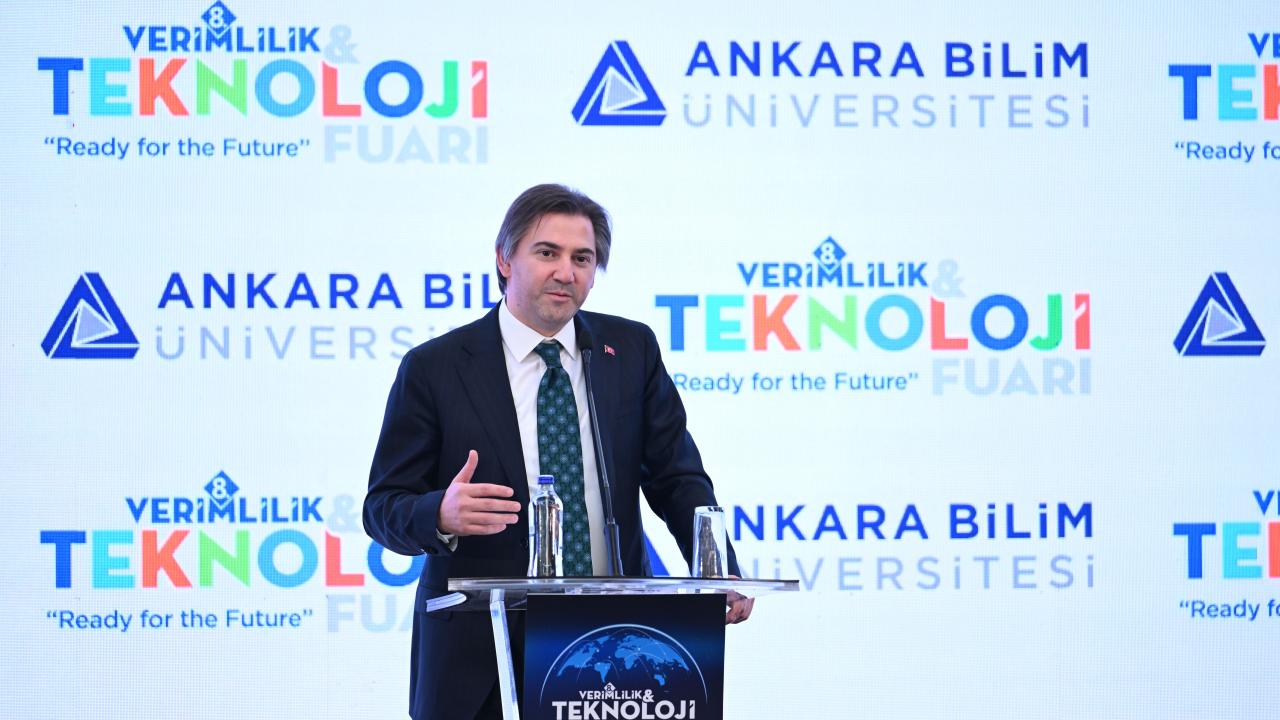 8. Verimlilik ve Teknoloji Fuarı kapsamında V.Talks paneli düzenlendi