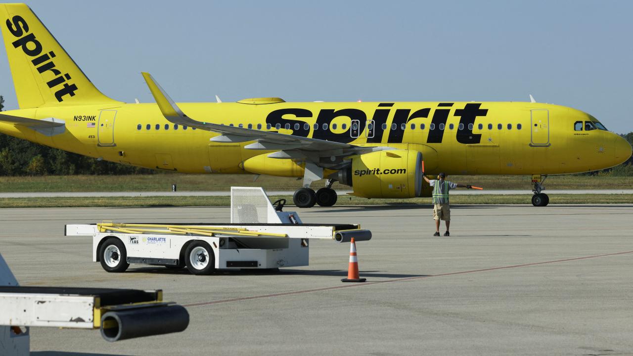 Yakıt krizi nedeniye Spirit Airlines tüm uçuşlarını iptal etti