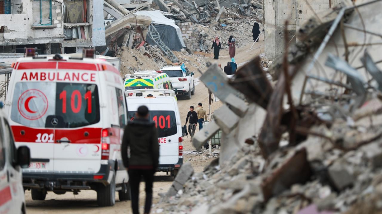 Katil İsrail'in Gazze'ye saldırılarında can kaybı 72 bin 628'e yükseldi