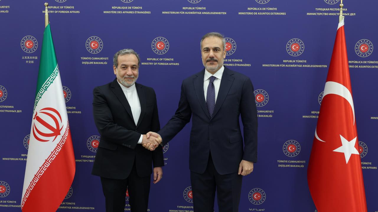 Bakan Fidan, İranlı mevkidaşıyla görüştü