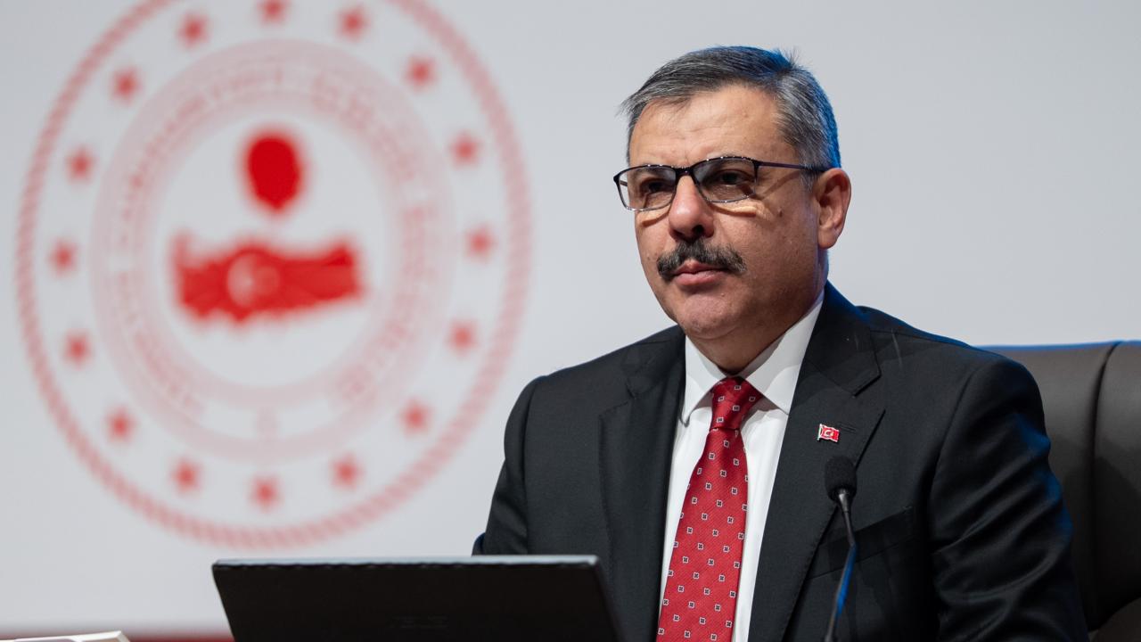 Bakan Çiftçi: Sahipsiz hayvanların yüzde 80'i toplandı, ekime kadar hepsini toplayacağız