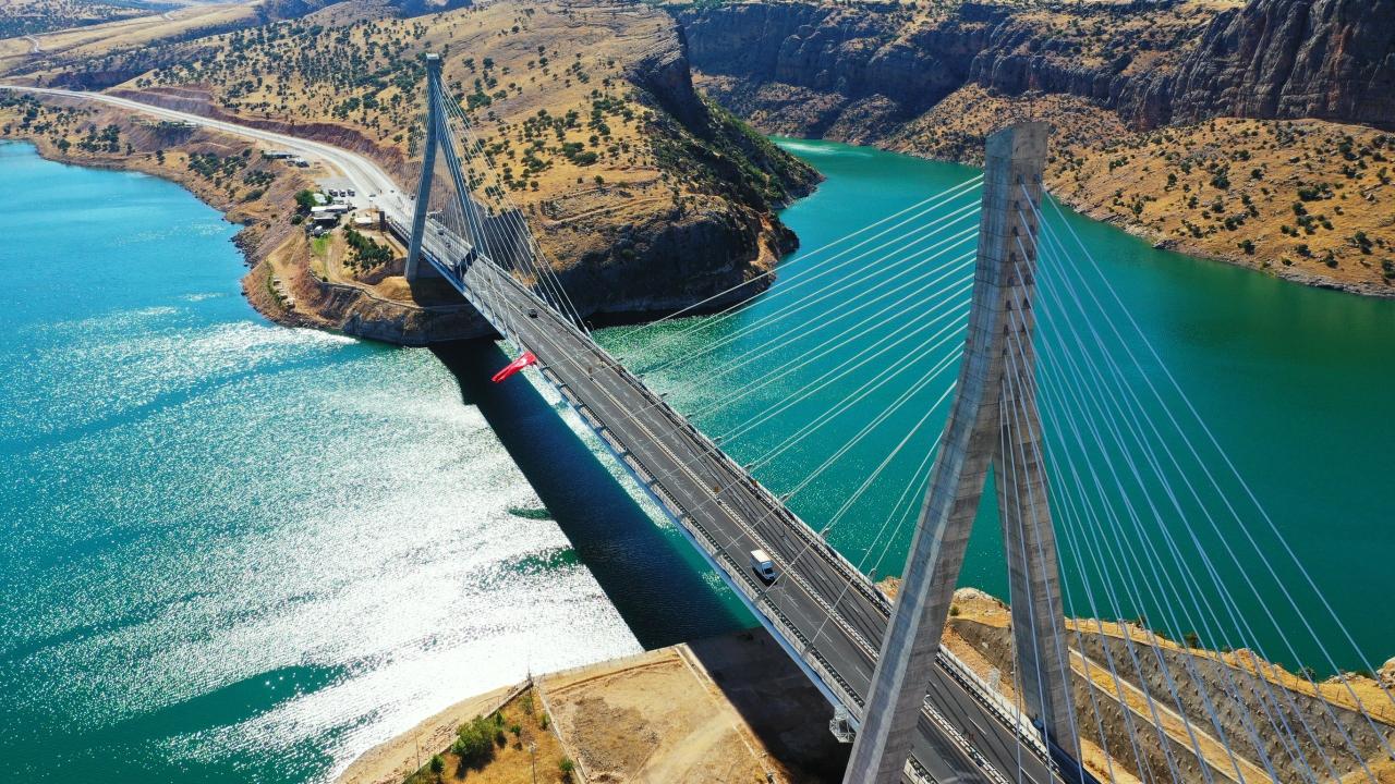 Nissibi Köprüsü ile 5,9 milyar liralık tasarruf sağlandı