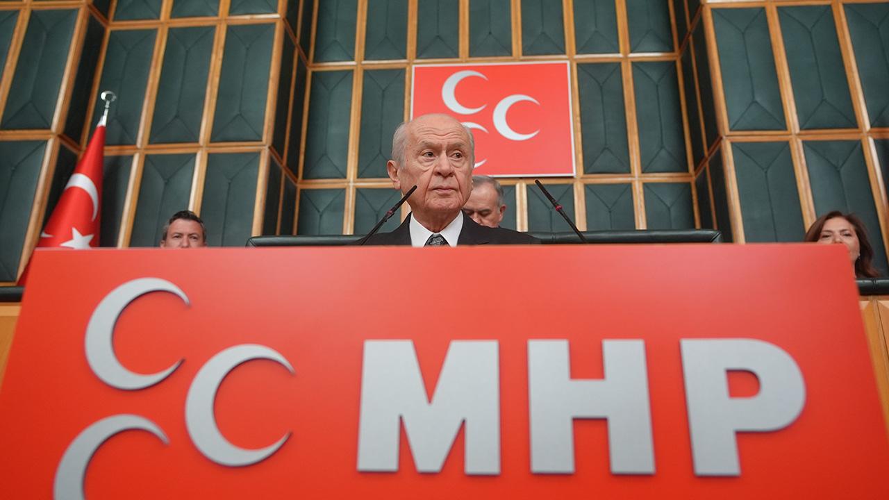 Bahçeli: Türkiye'yi karıştırmaya kimse cüret etmemelidir