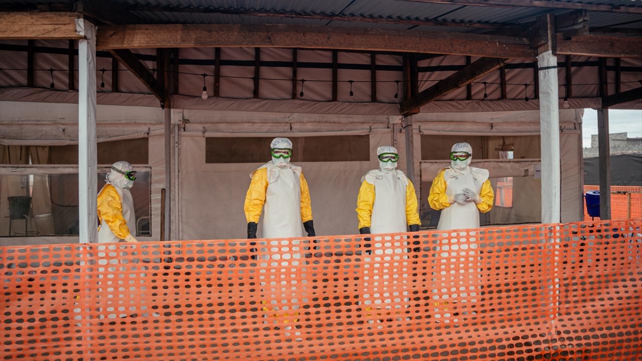 Uzmanlardan uyarı: En ölümcül Ebola salgını kapıda