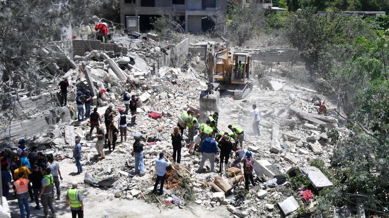Katil İsrail'in Lübnan'a düzenlediği saldırılarda ölenlerin sayısı 3 bin 355'e yükseldi