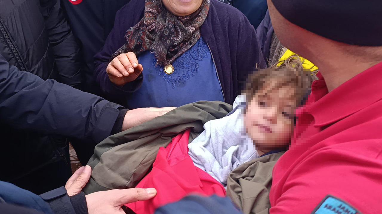 3 yaşındaki kayıp kız çocuğu sağ olarak bulundu