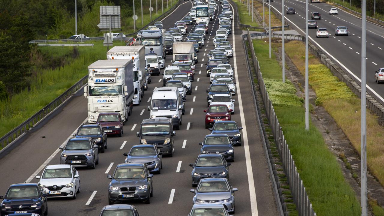Trafiğe kayıtlı araç sayısı 34 milyonu geçti