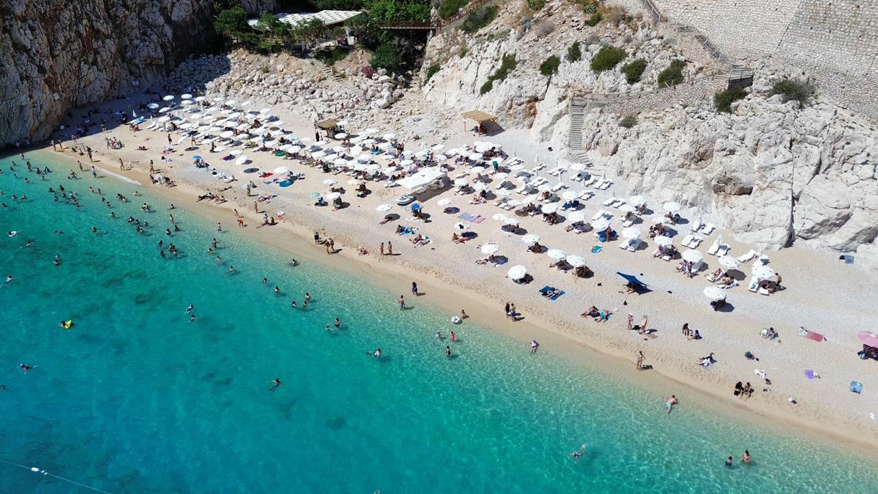 Plajda yeni dönem: Sigara yasaklandı