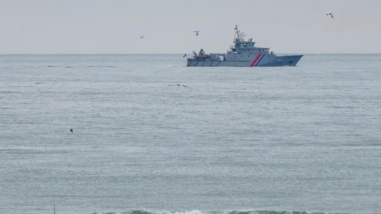 Manş Denizi'nde gerginlik: Rus savaş gemisi İngiliz yatına uyarı ateşi açtı