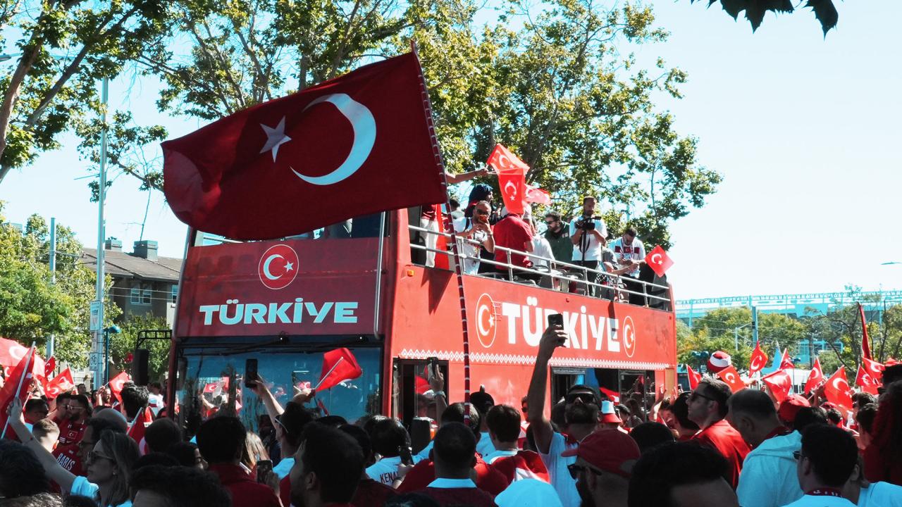 San Francisco'da Türk yürüyüşü yapıldı