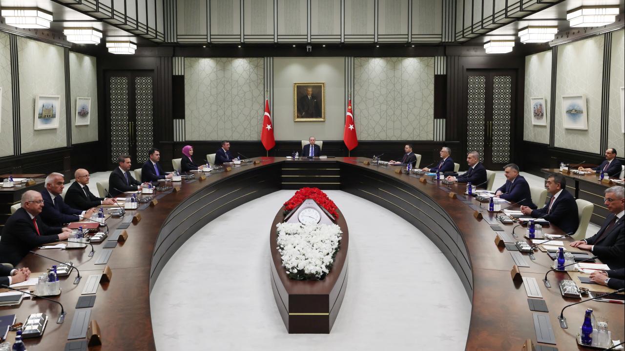 Kabine, yeni haftanın ilk gününde toplanacak