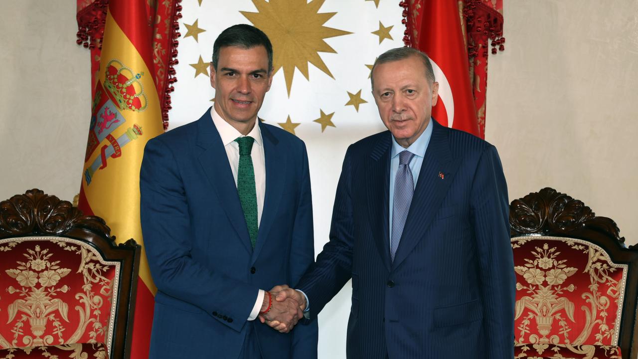 Cumhurbaşkanı Erdoğan, Pedro Sanchez ile görüştü