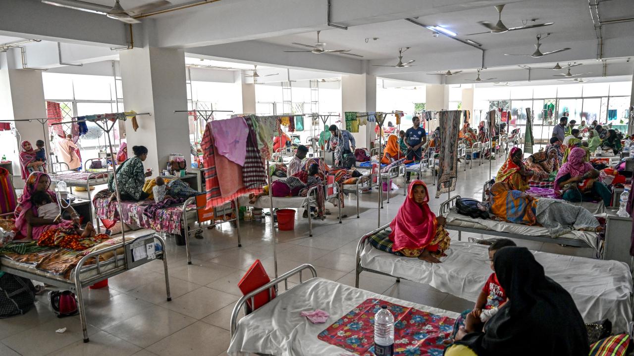 Bangladeş'te bu yıl kızamık şüphesiyle hayatını kaybeden çocuk sayısı 999
