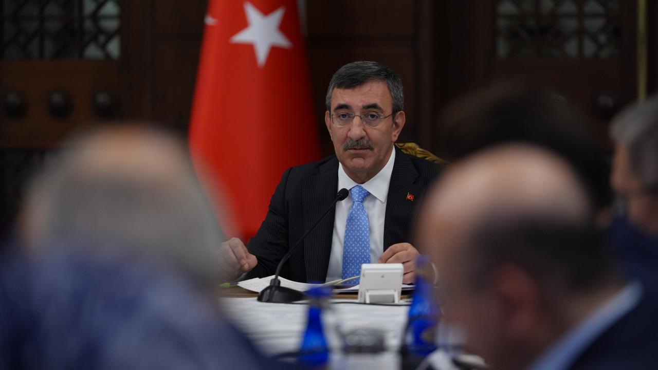 Cevdet Yılmaz: Kadınların iş gücüne katılımını yüzde 40'ın üzerine yükseltmeyi hedefliyoruz