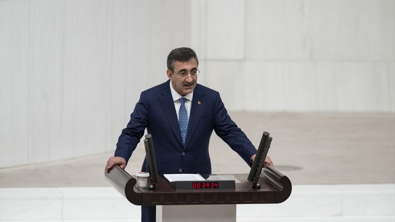 Cevdet Yılmaz'dan fon soruşturmasıyla ilgili açıklama: Hazine kaynağı kullanılmaycak